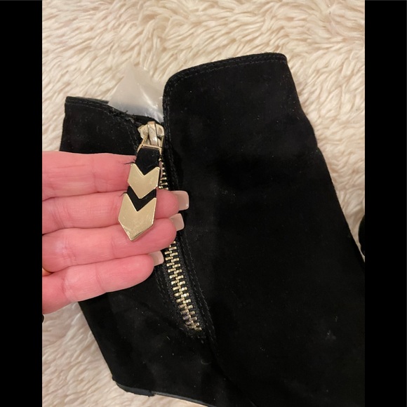 BCBG Wedge Ankle Boot - Picture 10 of 15